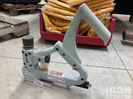 porta nail 402 hardwood flooring nailer