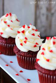 Red Velvet Cupcakes With White Chocolate Mousse Your Cup Of Cake gambar png