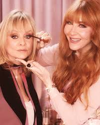 charlotte tilbury taps twiggy for