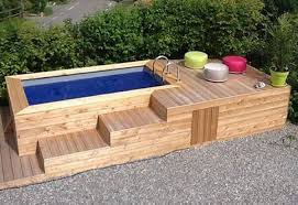 Pallet Hot Tub And Pool Deck Ideas