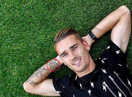 31.08.2019 · antoine griezmann's 7 tattoos & their meanings antoine griezmann is a french professional footballer who plays as a forward for spanish club barcelona , atletico, and french. Jesus Christ Eye Initials All 8 Antoine Griezmann Tattoos Explained