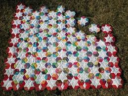 hexies quiltsize        no pattern wall hanging   Find this Pin and more on English  Paper Piecing     Faeries and Fibres   blogger