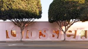 glossier s los angeles takes cues