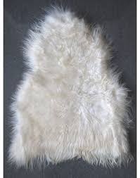 creamy white icelandic sheepskin rug