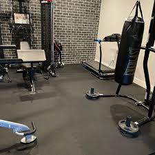 comparing home gym mats materials uses