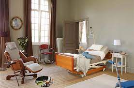 Choisir son lit médicalisé - Mobilier pour le maintien à domicile - Reha  Team Bretagne | Pontivy (56)