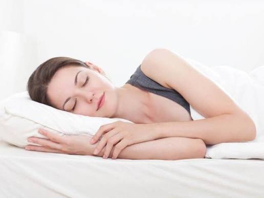 Có Phải Ngủ Nghiêng Bên Trái Tốt Hơn Bên Phải?