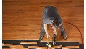 how to install a solid hardwood floor