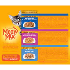 There are advantages to feeding a cat a combination of both wet and dry food ensuring your feline enjoys the benefits both meal plans have to offer. Meow Mix Seafood Selections Variety Pack Wet Cat Food 24 Cups Walmart Com Walmart Com