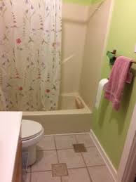 colors for a small bathroom with beige