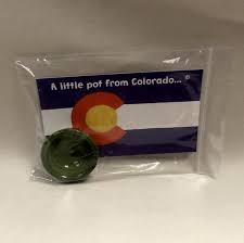 The only way to apply for a med badge if you are not a colorado resident is if you are enrolled in a med approved mj workforce development or training program. A Little Pot From Colorado Dime Bag 112114