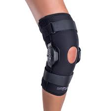 Donjoy Deluxe Hinged Knee Support