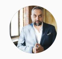 Успешный бизнесмен, соучредитель 2 компаний, живущий в москве и торонто, путешествующий по всему миру. Andrej Parabellum Instagram Bloger Na Deadline Ru