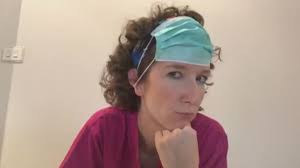 Una médica muestra con humor cómo ponerse la mascarilla: "Estaba harta de  ver a la gente usarla mal"- NIUS