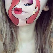 makeup artist turns her lips into pop
