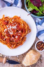 easy tomato pasta sauce hungry