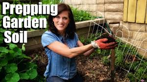 how to prepare your garden soil for