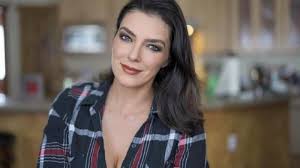adrianne curry america s next top