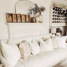 30 wall décor above couch ideas that
