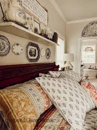 Add Vintage Charm To Your Bedroom Decor