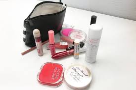 all the stuff in my makeup bag