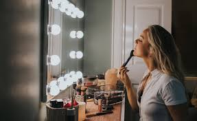 the best makeup mirrors to invest in