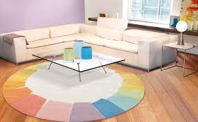 Wenn sie es vorziehen, dass ihr dekor harmonisch und einheitlich bleibt, haben wir runde teppiche in unserem angebot, die symmetrisch sind und eine getönte farbe haben. Runde Teppiche Fur Ihr Zuhause Entdecken