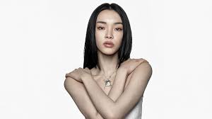 Chinese Rapper Lexie Liu Launches