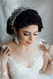 beautiful bride portrait wedding makeup