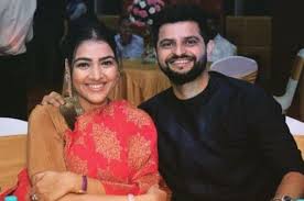 Suresh raina wife age is 28 years currently and she was born in muradnagar, uttar pradesh speaking about priyanka chaudhary family background, she comes from a venerated family of uttar pradesh and priyanka chaudhary education has also been acquired from esteemed institutes. Suresh Raina Wiki Age Wife Family Career Biography Facts