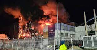 Un violent incendie a ravagé une partie du Data Center d'OVHcloud à  Strasbourg - Infoprotection