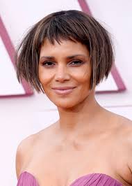 halle berry debuts a new haircut on the