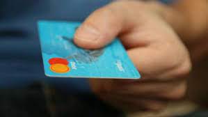 When you apply for a credit card , banks assess the creditworthiness of the person making the application. Does Applying For A New Credit Card Affect Your Credit Score Negatively Latestly