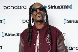 snoop dogg accused of ual ault