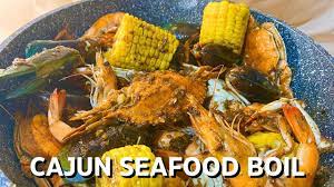 seafood boil with cajun er sauce