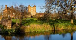 the best national trust gardens to