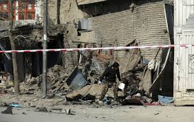 Service members killed, 18 wounded in attack near kabul airport, pentagon says published thu, aug 26 2021 9:53 am edt updated 21 min ago amanda macias @amanda_m_macias Afghan Officials Separate Blasts In Kabul Kill 3 Wound 4