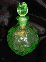4 piece madrid pattern yellow depression glass vtg. Vintage Green Glass Perfume Bottle W Tulip Flower Pattern Japan Depression 408562761