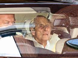 Prince philip to stay in london hospital over the weekend. Photo Prince Philip Left Hospital 4 Weeks After Being Admitted