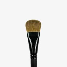 small sable contouring makeup brush