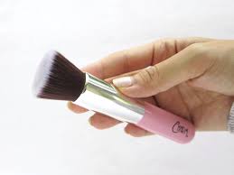 charm luxe flat top brush quick
