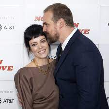 David Harbour and Lily Allen's ...