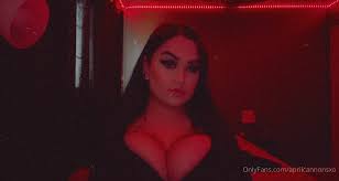April Bigcannons - aprilcannonsxo - Aprilcannonsxo - anyone want these tits  in their face 29-08-2021