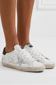 Get an exclusive promo from golden goose deluxe brand shops, cheap golden goose superstar shoes are the best on sale with affordable amount up to 50% off top quality with free and fast shipping. Weiss Superstar Sneakers Aus Leder Mit Glitter Finish In Distressed Optik Golden Goose Net A Porter