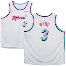 The miami heat's popular vice jerseys are back once again with a fourth new look. Sports Memorabilia Dwyane Wade Autographed Wade County Miami Heat Vice Jersey Fanatics Le 25 Fanatics Authentic Certified Walmart Com Walmart Com