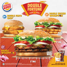 Kita semua mungkin sudah tahu kalau mcdonald's atau lebih dikenal salah satu produk unggulannya yakni paket panas mcd. Chinese New Year Burger Showdown Burger King Vs Mcdonald S Lifestyle Rojak Daily