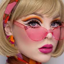 these 60 s inspired makeup looks could