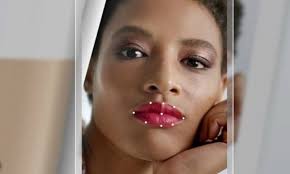 chanel launches virtual lipstick