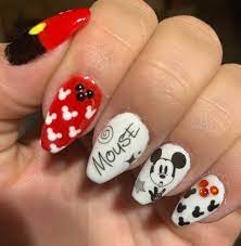 Mickey Mouse Nails!: Nails