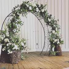 Rent your flowers for a fraction of the price of only fresh flowers. Moongate Wedding Arch In Granbury Tx Town And Country Floral Gallery